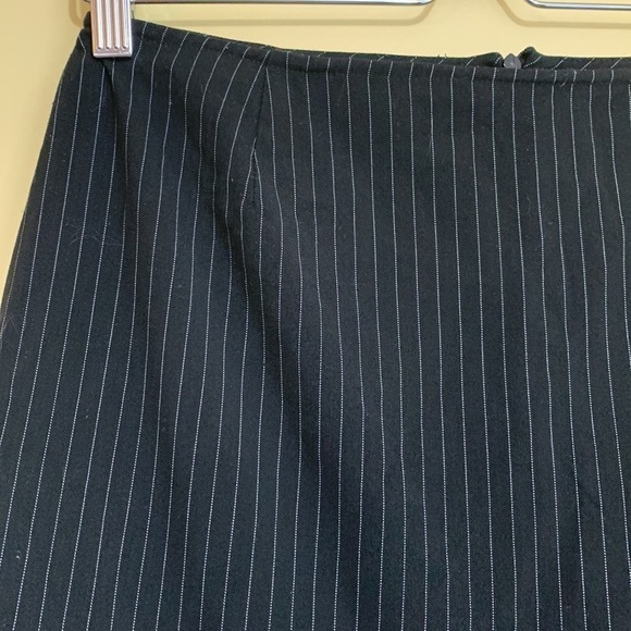 Briggs | Pin Strip Black White Pleated Ruffle Unlined Mini Skirt 8P - Picture 3 of 10